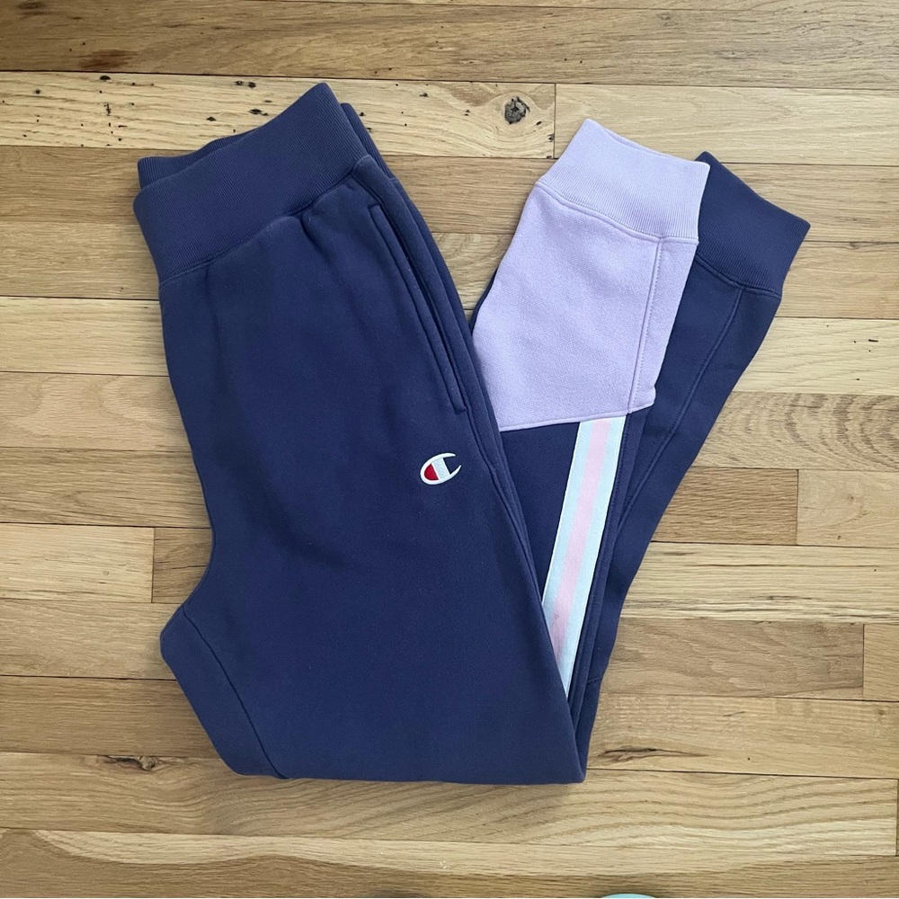 Champion Women’s Reverse Weaver Joggers
